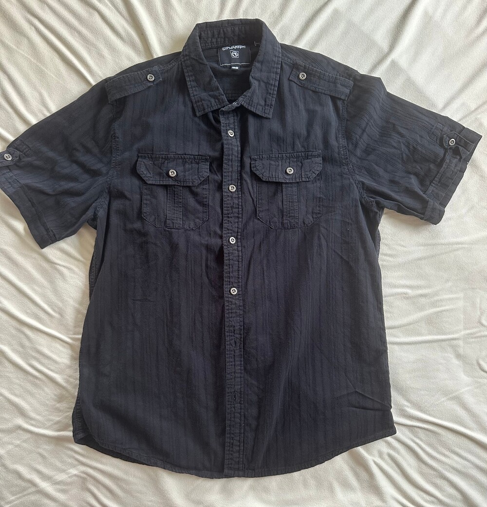 Ocean Current Black Short Sleeve Button-Up Shirt Size Medium Casual